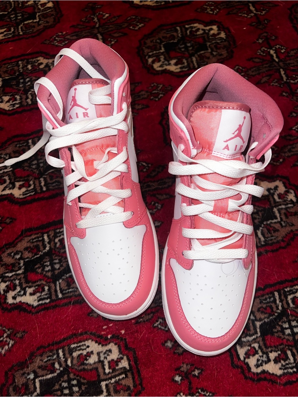 Air Jordan 1 Mid Coral Chalk/ Desert Berry-White - Picture 3 of 10